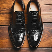 Noir Croc Aristocrat